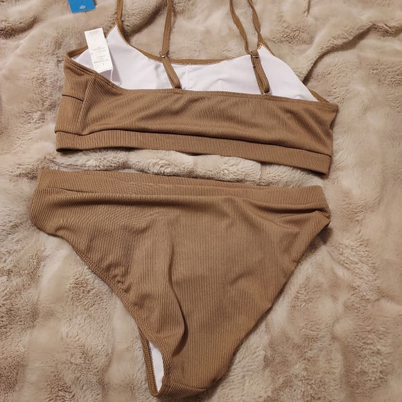 Bathing suit - Picture 2 of 2